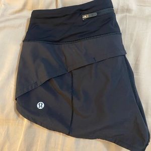 Lululemon Speed Up Shorts 2.5” Size 4